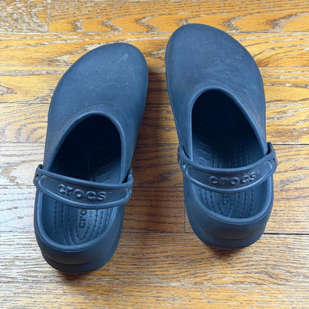 Crocs Specialist II Work Clogs Mens 10 Black Professional Service Shoes